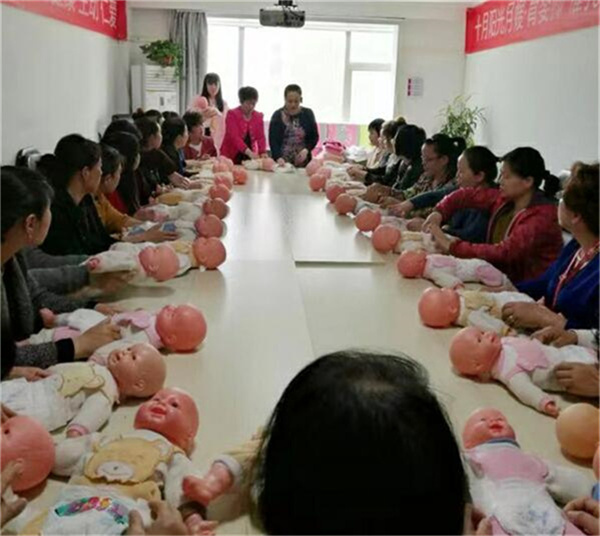 寻找正规月嫂培训机构，我的学习之旅即将开始(图2)