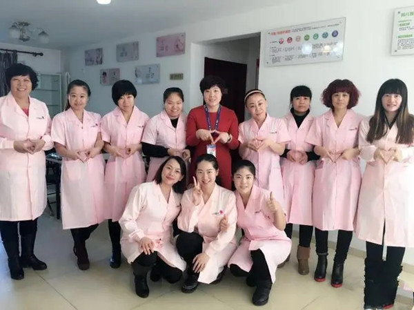 红墙月嫂做加盟吗？月嫂品牌整店输出加盟连锁