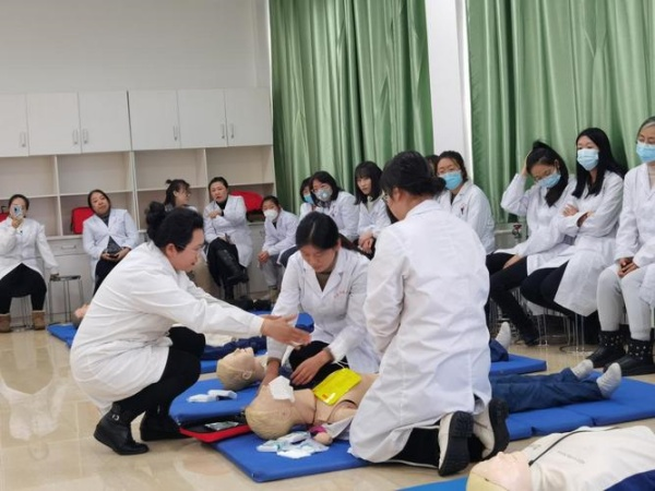 小心！北京护工培训这些“坑”骗了无数人(图2)